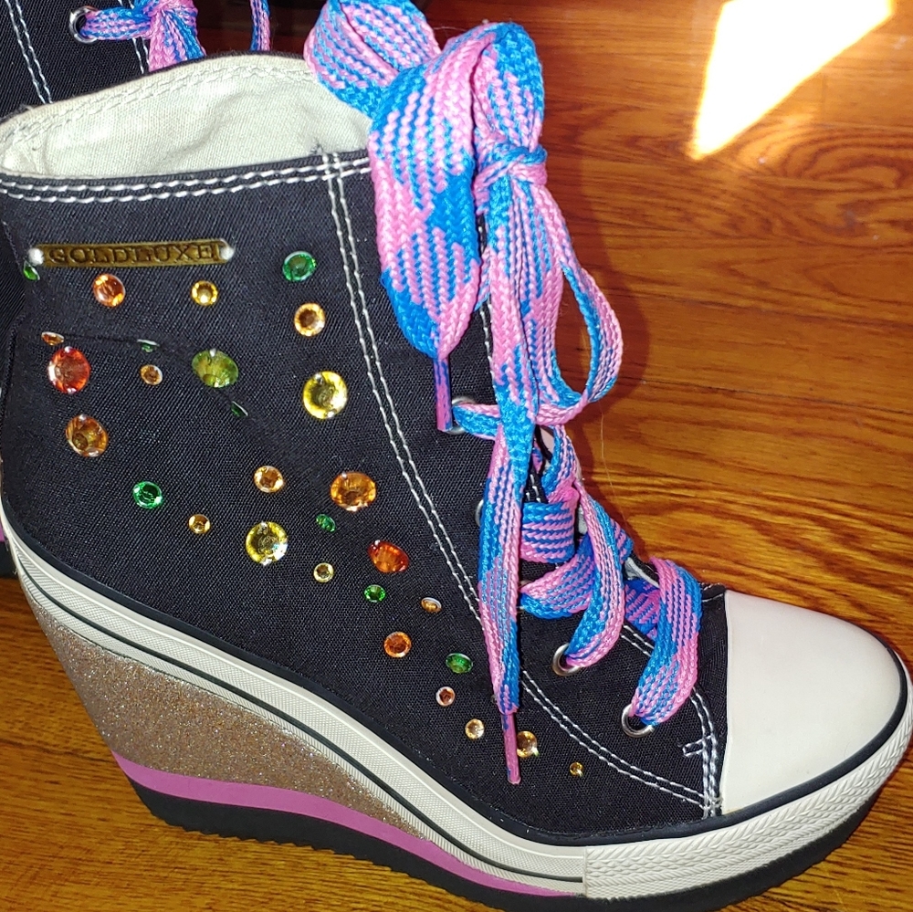 Ladies wedge heel.gymshoee